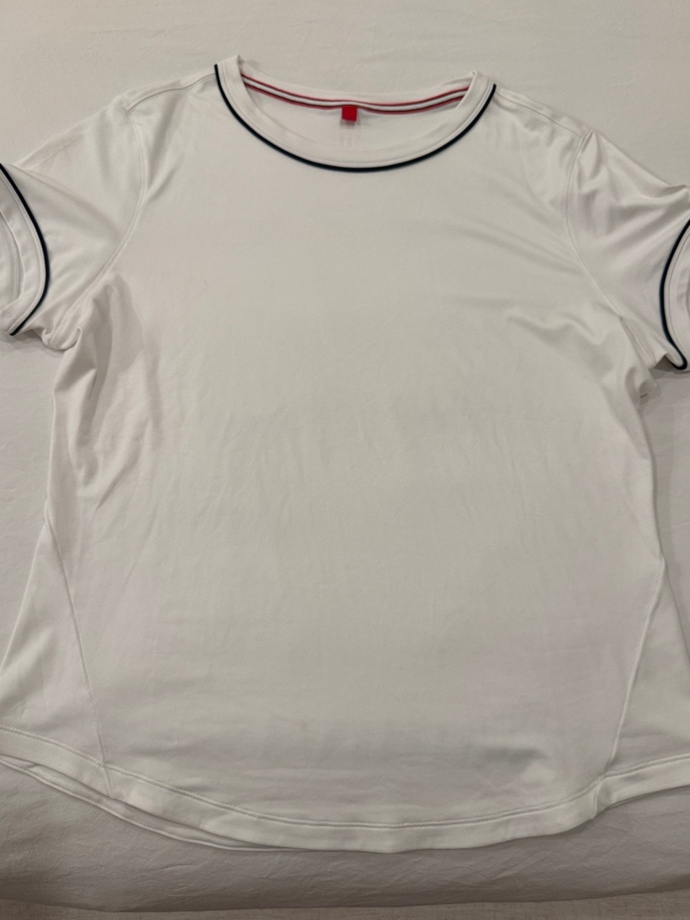 Wilson Women’s Classic White Crew Neck T-Shirt with Contrast Trim